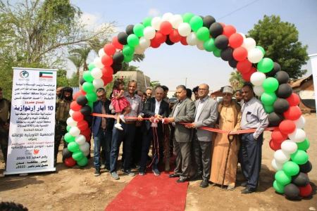 افتتاح مشروع مياه آبار ناصر وأكبر محطة لتوليد الكهرباء بالطاقة الشمسية